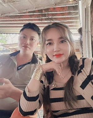 Deo Bao Gai Dit Vo Dam Suong Lon Ren Nhu Di